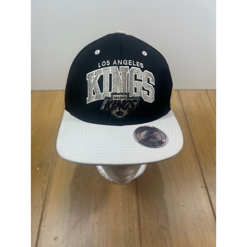 Mitchell & Ness Los Angeles Kings NHL Snapback Hat Black Silver Grey Adjustable